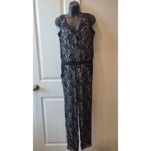 Jessica Simpson V-neck Side Pockets Lace Jumpsuit Straight-Leg Romper
